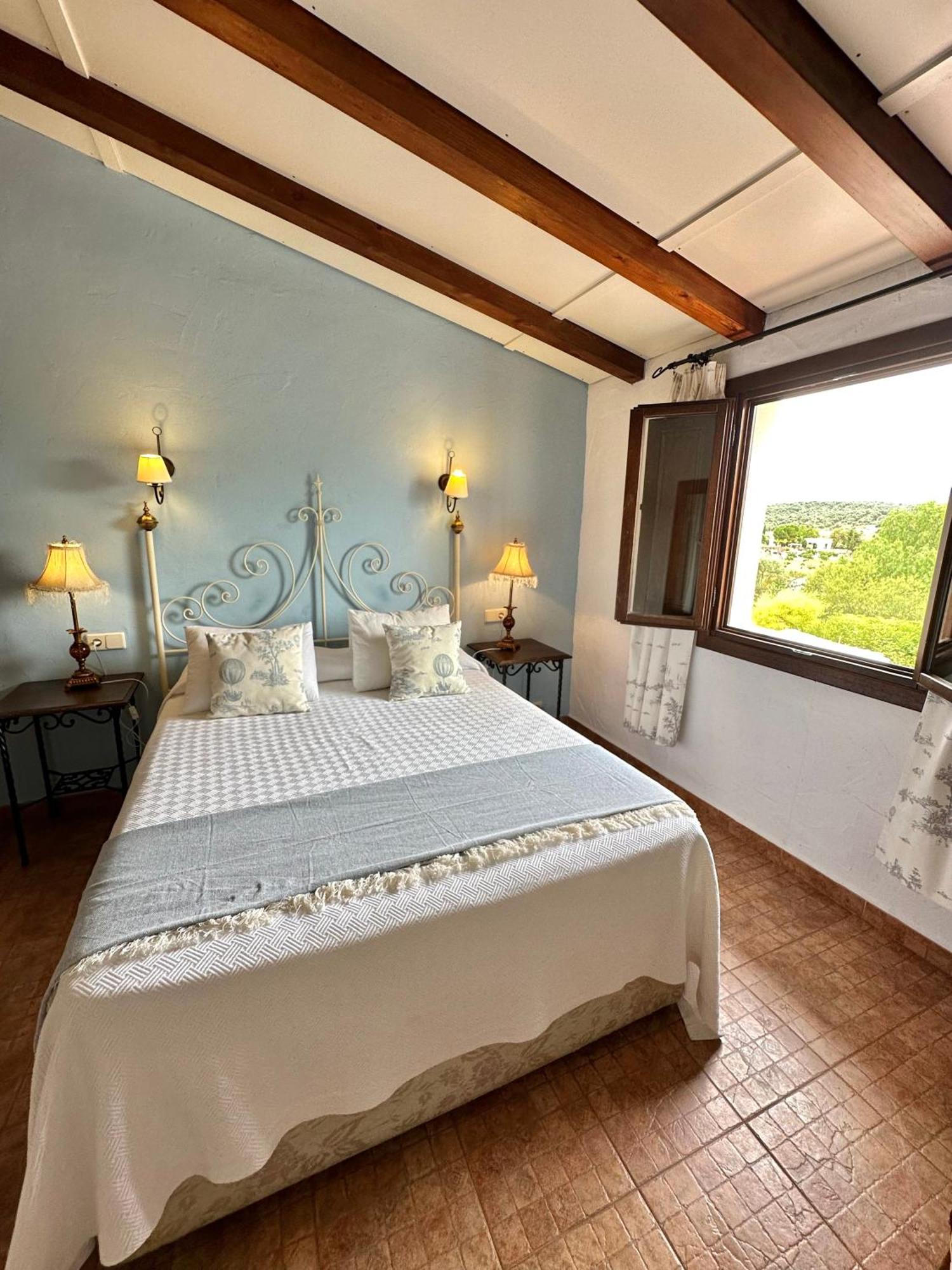 Hotel Rural La Paloma Villanueva de Tapia Ngoại thất bức ảnh