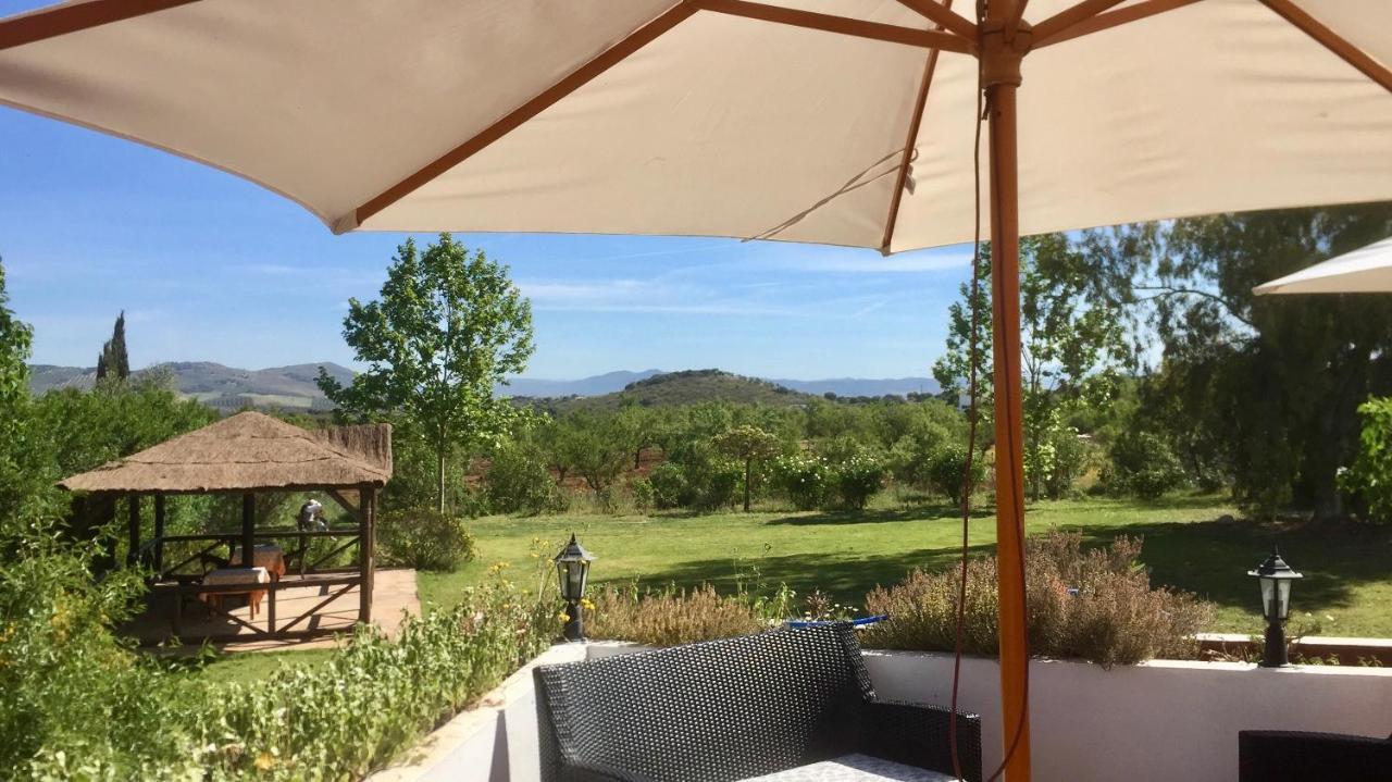 Hotel Rural La Paloma Villanueva de Tapia Ngoại thất bức ảnh